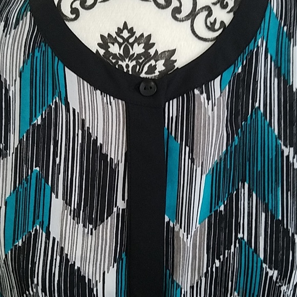 ZAC & RACHEL tunic - Picture 7 of 7